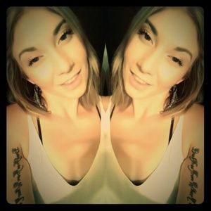 Meet your Posher, Thrifty Threadz